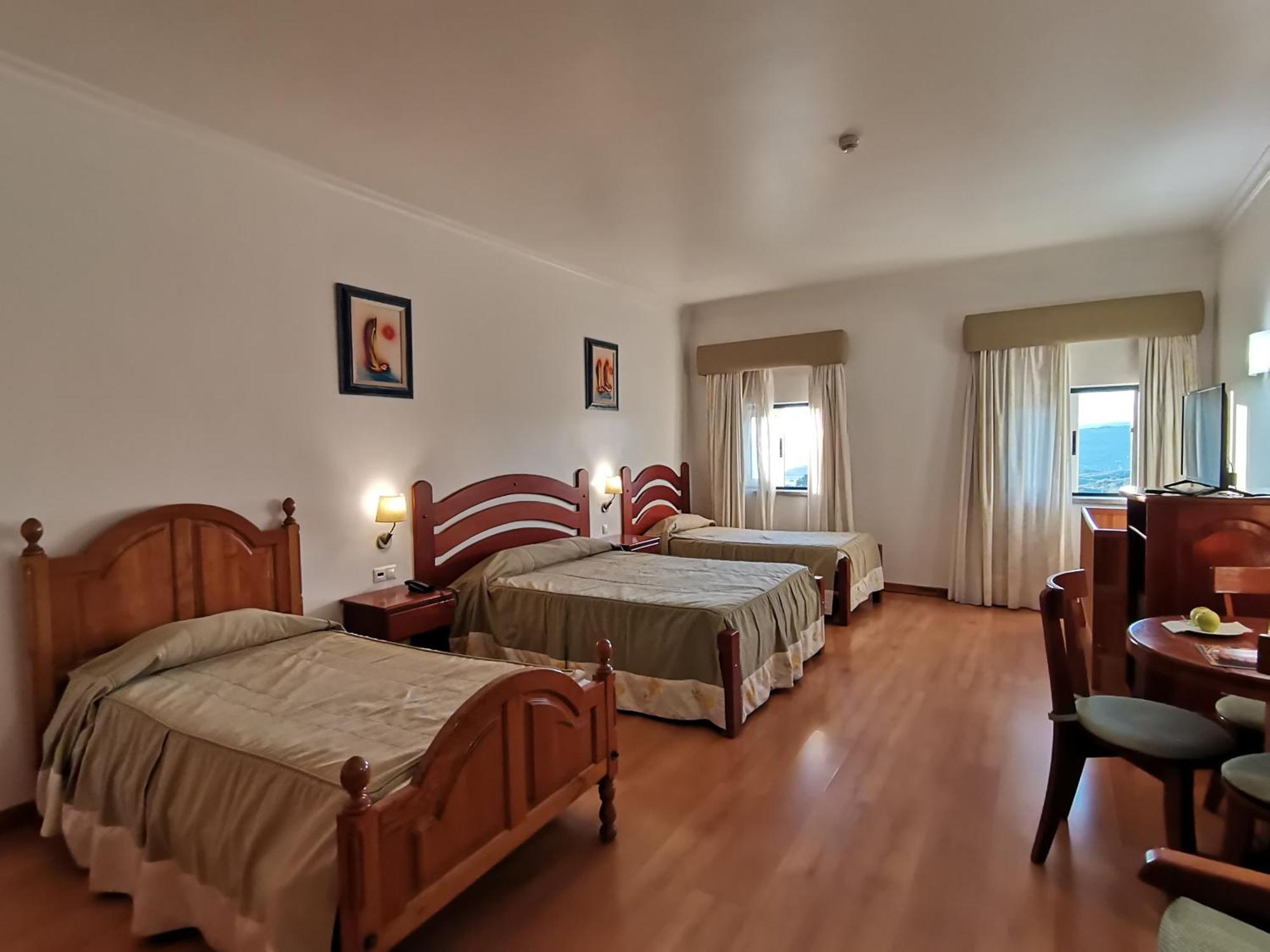 Hotel Quinta Dos Cedros Celorico Da Beira Dış mekan fotoğraf