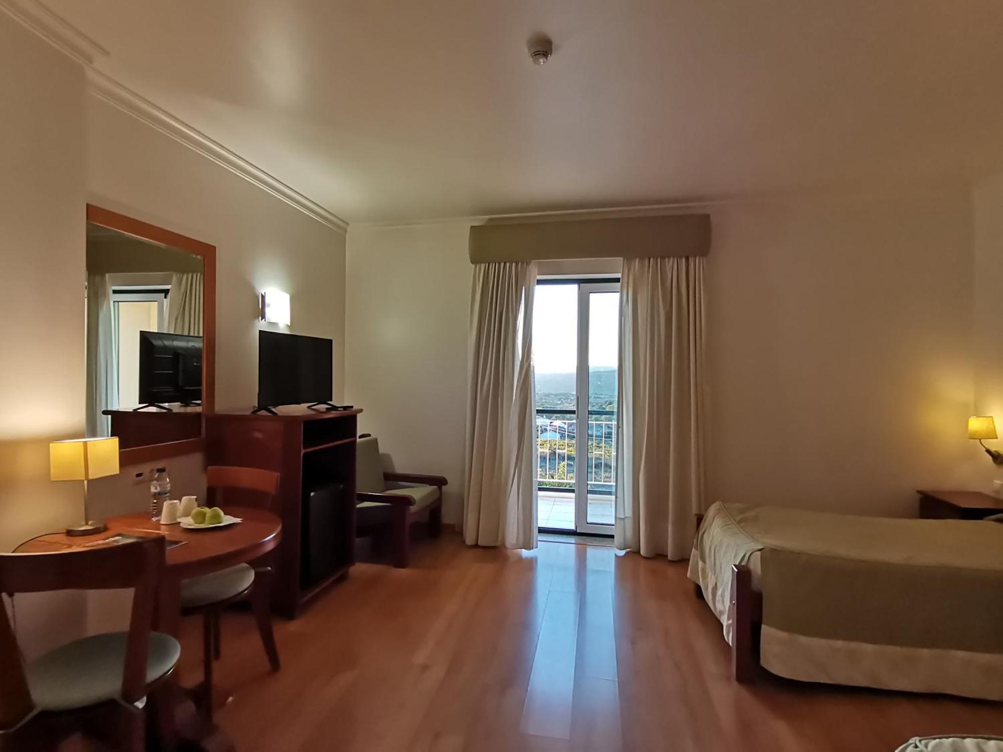 Hotel Quinta Dos Cedros Celorico Da Beira Dış mekan fotoğraf