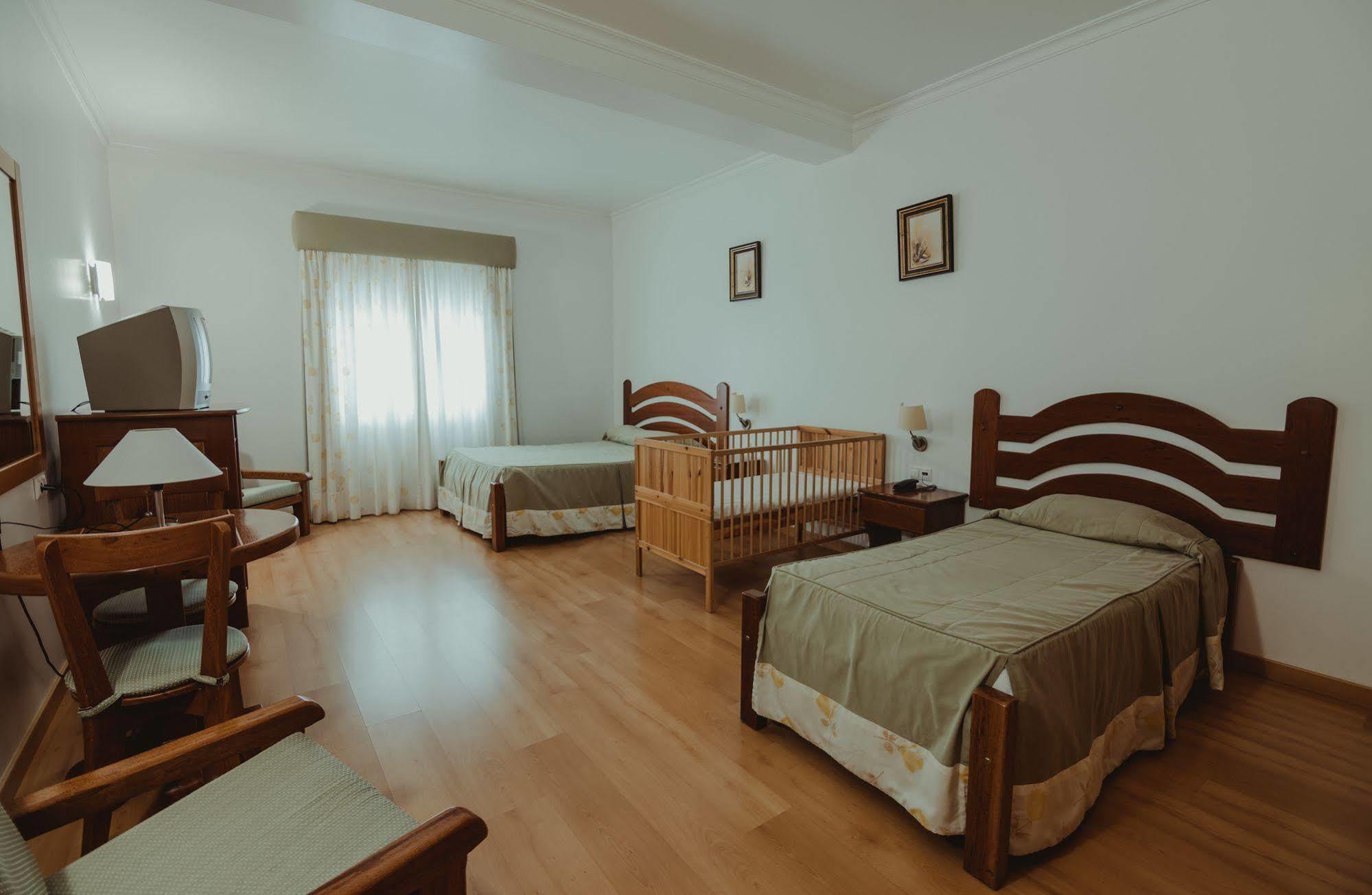 Hotel Quinta Dos Cedros Celorico Da Beira Dış mekan fotoğraf