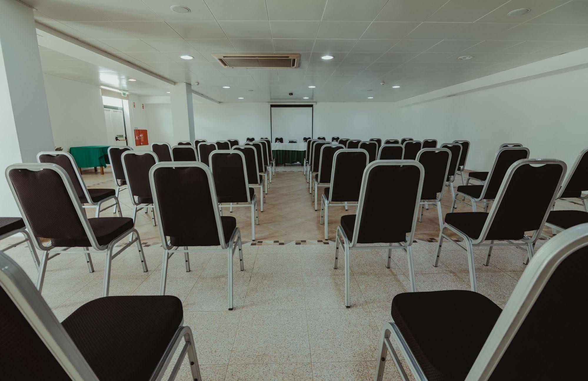 Hotel Quinta Dos Cedros Celorico Da Beira Dış mekan fotoğraf